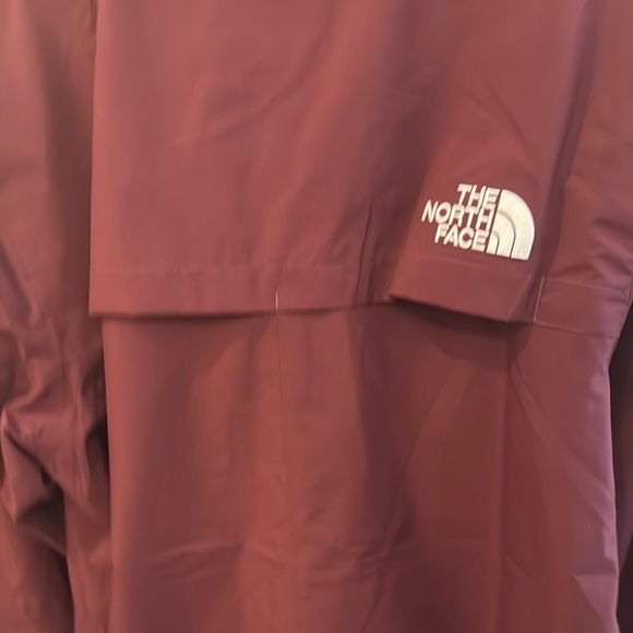 The North Face Regal Red Hooded Jacket - Picture 5 of 7